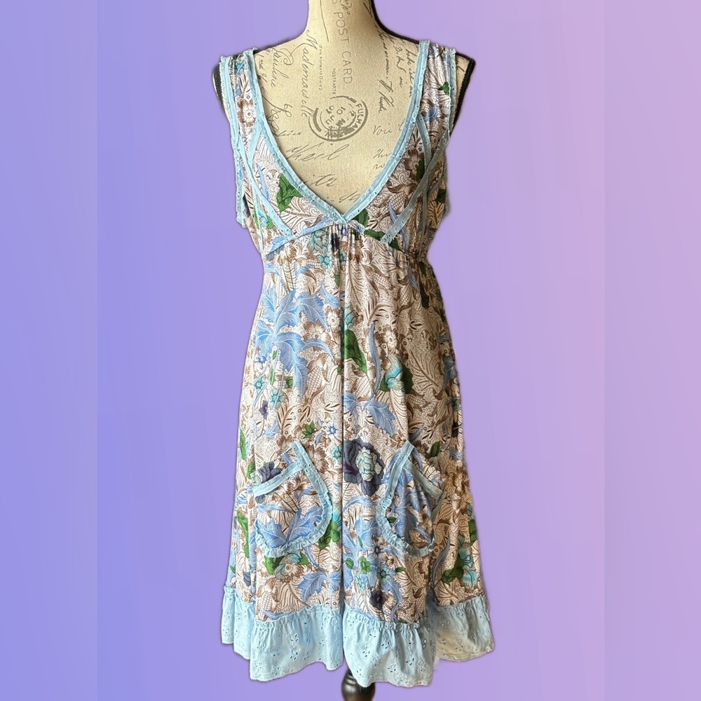 Free People Floral Sleeveless Deep V-Neck Dress, Pocket Detail (M) Like New